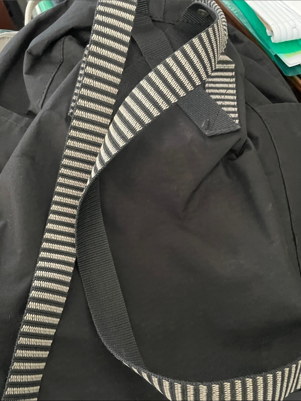 Kånken Black Backpack - Picture 4 of 4